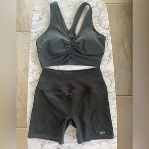 Alo Yoga New Charcoal Green wild thing bra bike shorts Set